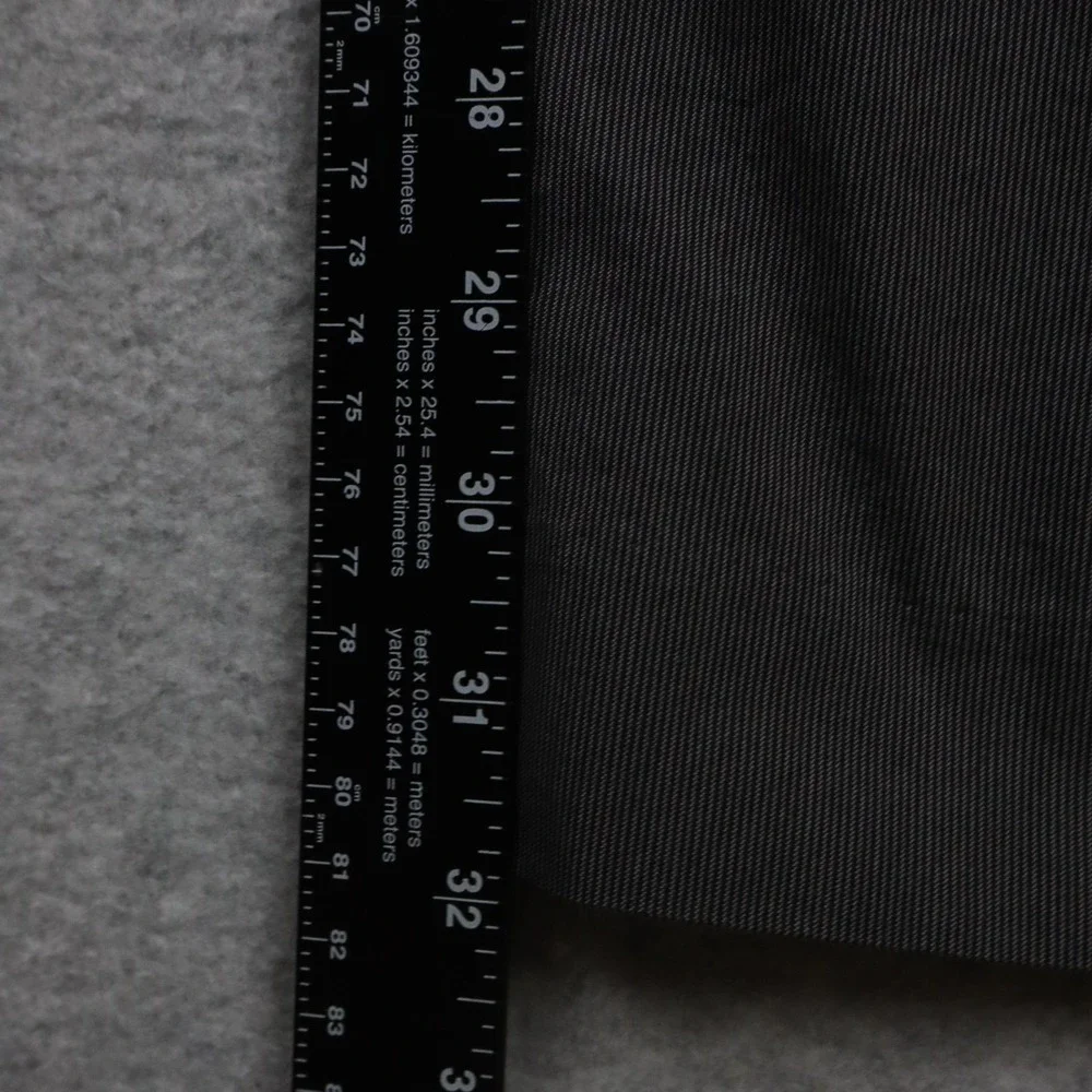 Gap Pants Mens 34x32 Tailored Khakis Straight Fit Cotton Flat Front Gray Striped